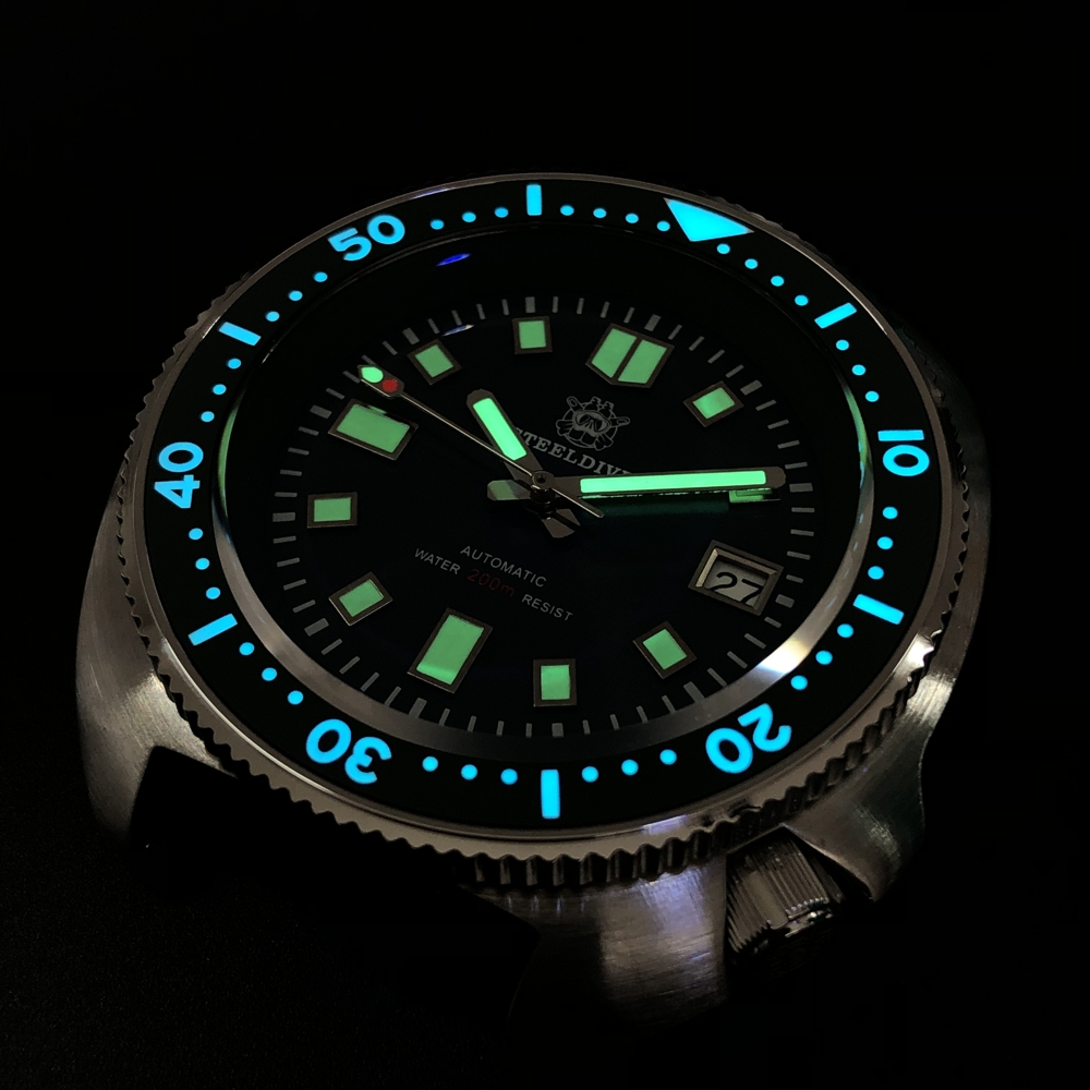 STEELDIVE メンズ自動腕時計 43.8 ミリメートル - Seiko Watch Prospex のレビューと価格