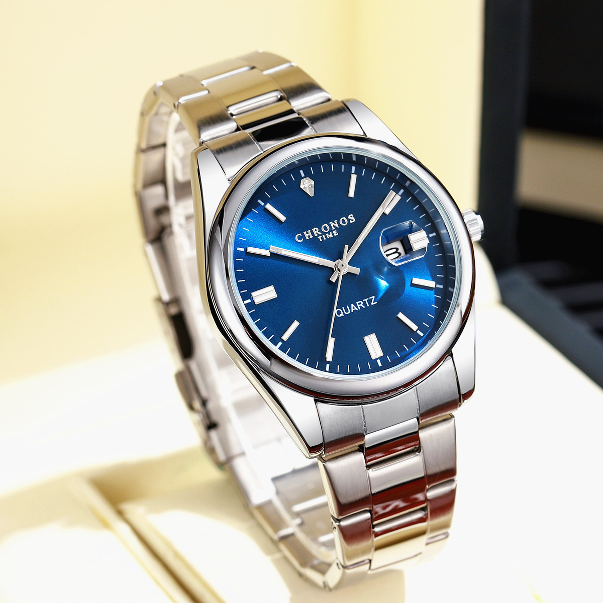 クロノストップブランドの高級男腕時計防水発光日付メンズ腕時計 - Patek Philippe Watch Nautilus のレビューと価格