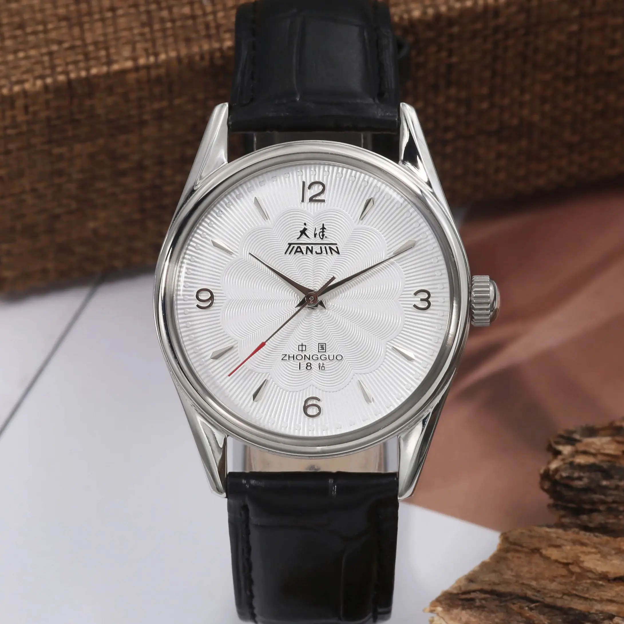 天津機械式腕時計メンズ手巻き時計 shanbghai 812 - Seiko Watch Presage のレビューと価格